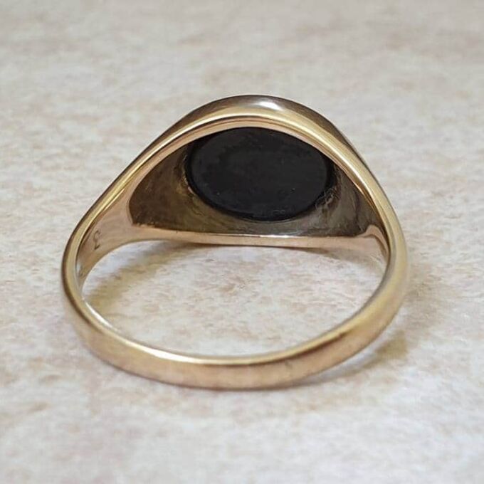 East West Oval Onyx Signet Ring in 9ct Gold.