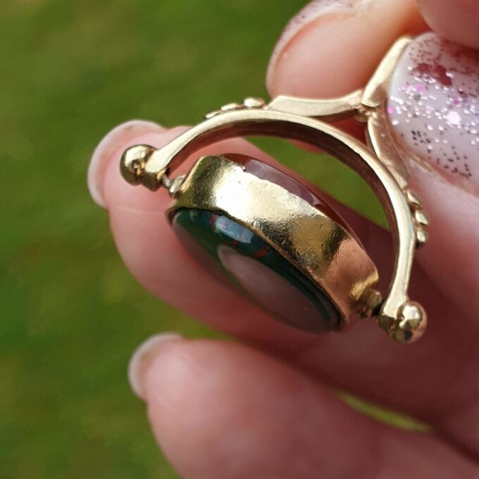 Double Sided Spinner Fob Pendant in 9ct Gold