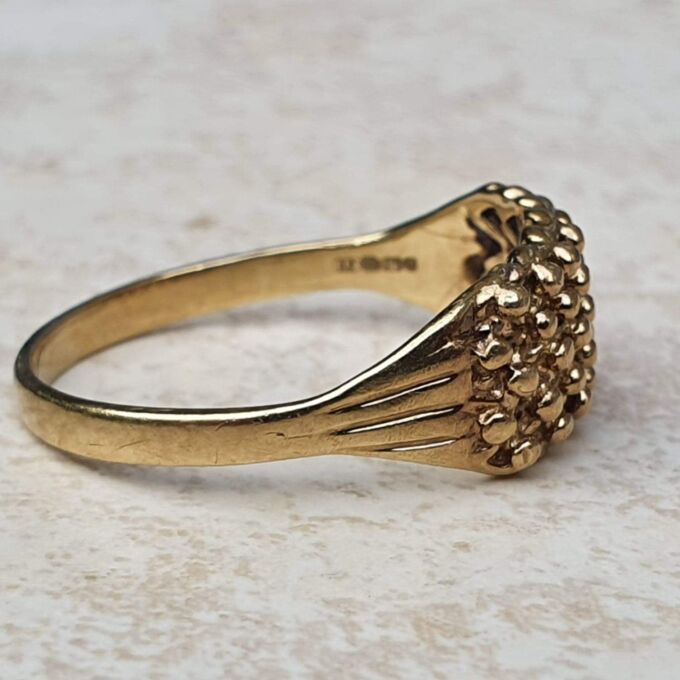 Keeper Ring in 9ct Gold, a UK U or a US 10 1/4