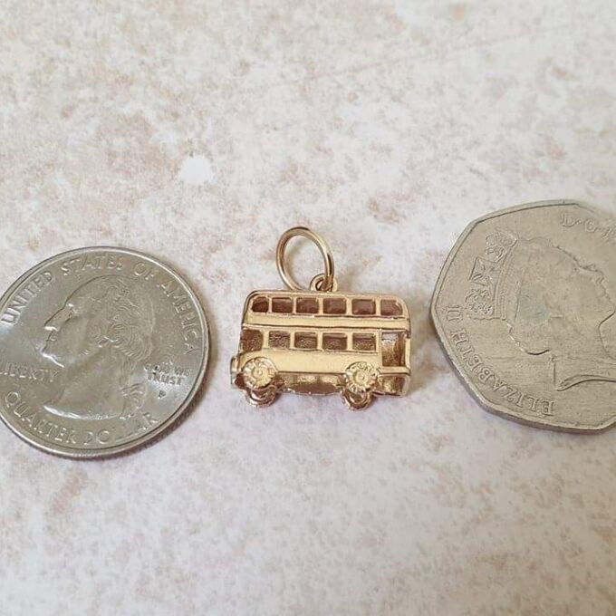 Double Decker Bus Pendant in 9ct Gold.