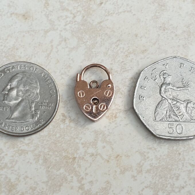 Simple Plain Heart Padlock in 9ct Rose Gold
