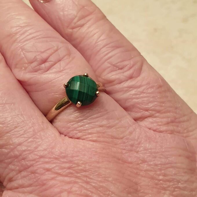 Reserved – Malachite Ring in 9ct Gold, a UK J 1/2 or a US 5 1/4
