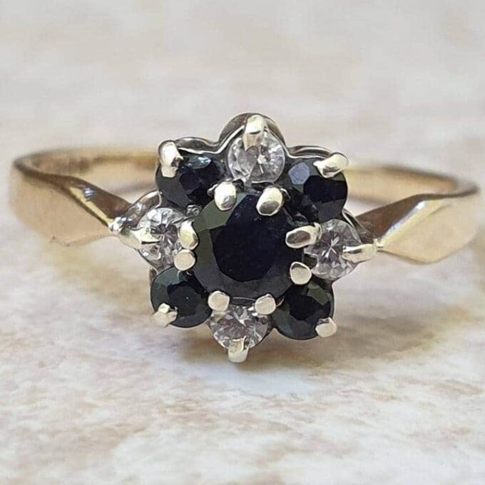 Sapphire and Diamond Ring in 9ct Gold, a UK J 1/2 or a US 5 1/4