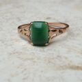Vintage Chrysoprase Solitaire Ring in 9ct Gold, a UK M or a US 6 1/2