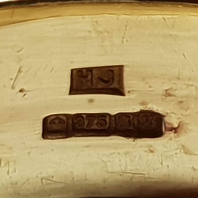 Celtic Knot Wedding Band in 9ct Gold,  a UK M 1/2 or a US 6 1/2.