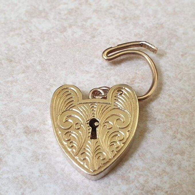 Engraved Fully Working Padlock in 9ct Gold