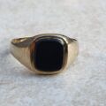 Squared Onyx Signet Ring in 9ct Gold, a UK J 1/2 or a US 5 1/4