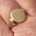 Sunray Signet Ring in 9ct Gold, a UK S 1/2 or a US 9 3/4