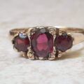 Three Stone Garnet Ring in 0ct Gold, a UK Q or a US 8 1/2