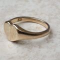 Heart Signet Ring in 9ct Gold, a UK L 1/2 or a US 6 1/4