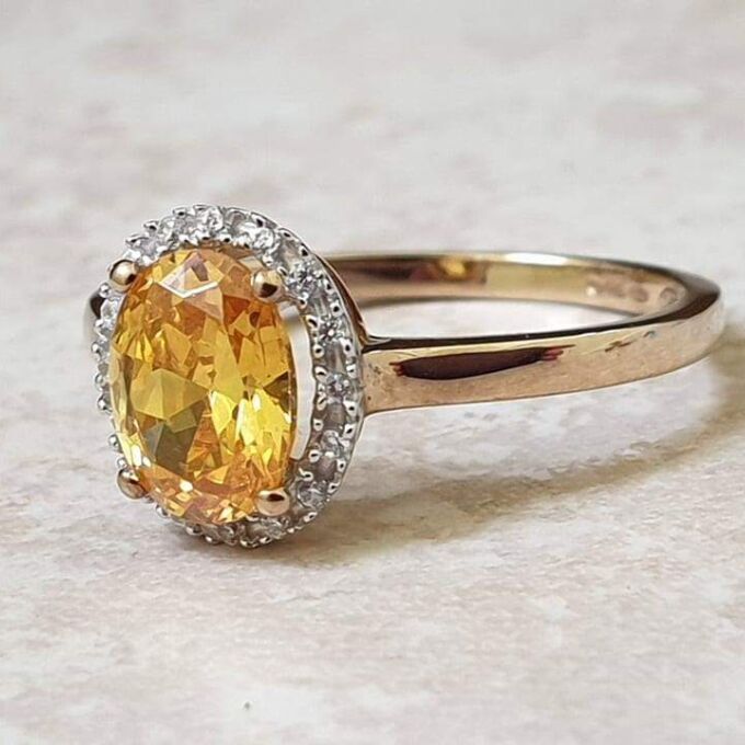 Vibrant Sunshine Yellow Paste Ring in 9ct Gold,  a UK O or a US 7 1/2.