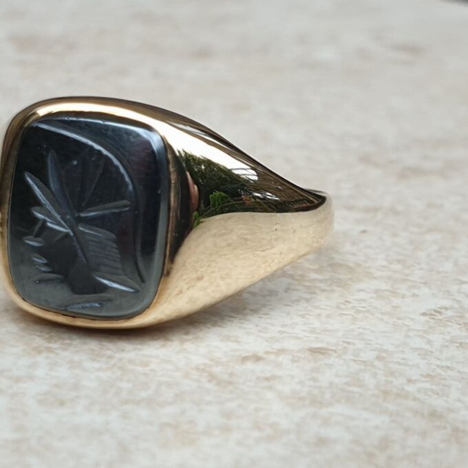 Hematite Centurion Ring in 9ct Gold,  a UK size T or a US 10.