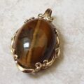 Striking Tigers Eye Pendant in 9ct Gold.