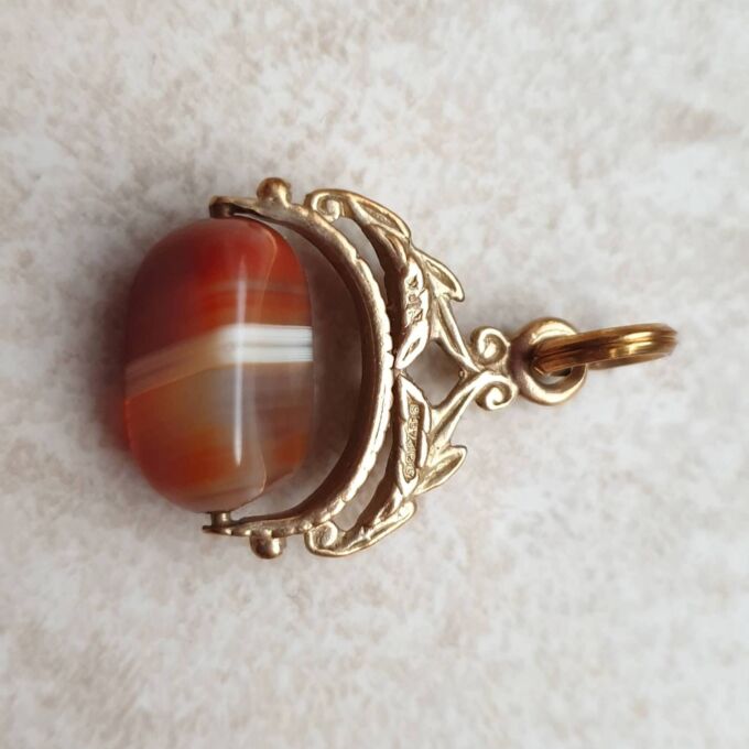 RESERVED – Banded Agate Spinner Fob in 9ct Gold