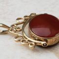 Carnelian and Onyx Spinner Fob in 9ct Gold