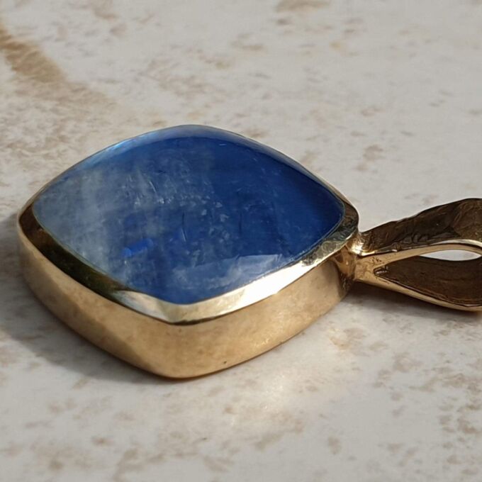 Blue Moonstone Cushion Pendant in 9ct Gold