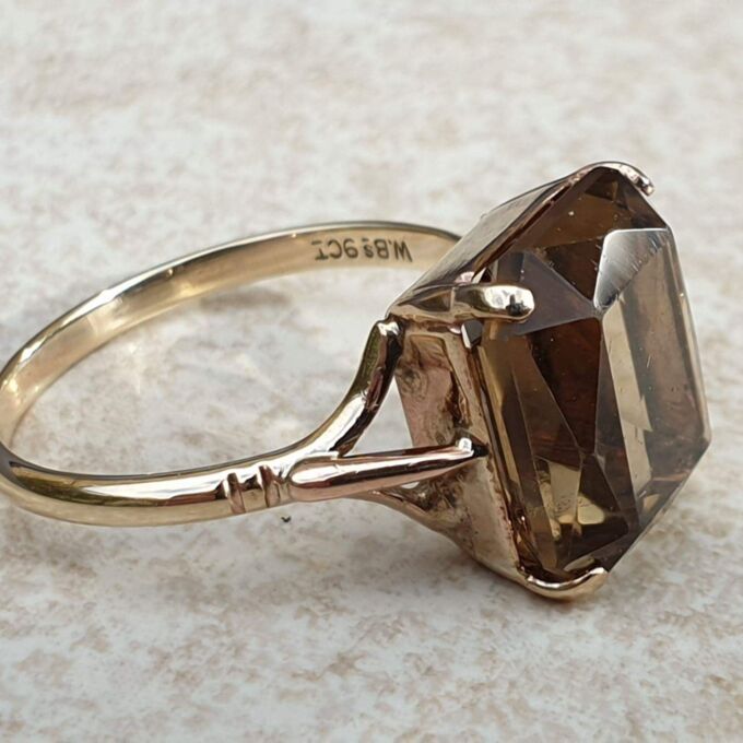 Smoky Quartz Solitaire Ring in 9ct Gold,  a UK N 1/2or a US 7.