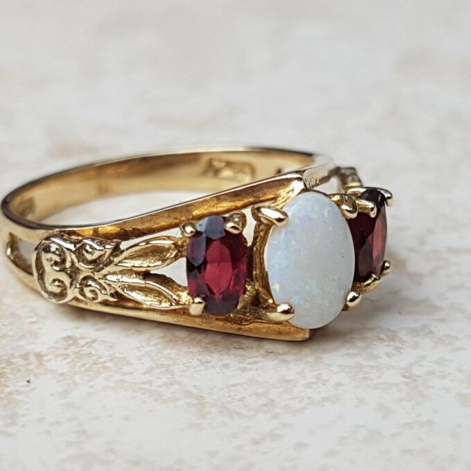 Sale – Ornate Opal and Garnet 9ct Gold Ring, a UK L 1/2 or a US 6 1/4.