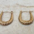 Oval Creole Hoop Earrings in 9ct Gold