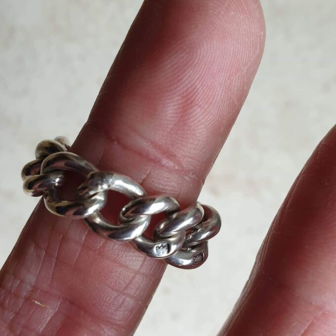 Antique Silver Curb Chain Link Ring, a UK N 1/2 or a US 7 1/4