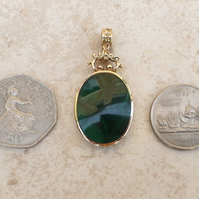 Double Sided Reversible Malachite & Jet Pendant by CWS in 9ct Gold