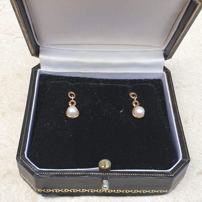Pearl Infinity Drop Earrings in 9ct Gold