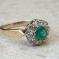 Chrysoprase Dress Ring in 9ct Gold.
