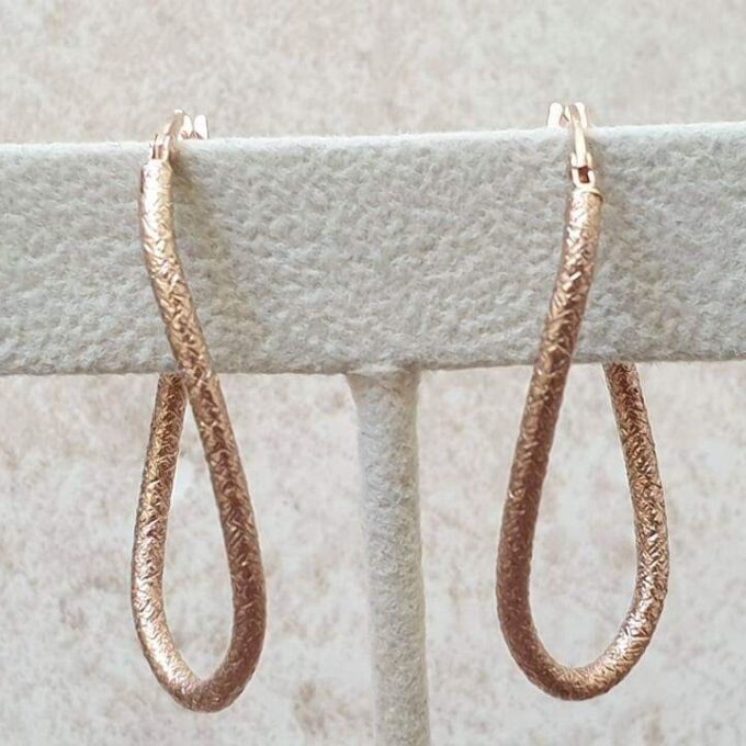 Textured Curved Oval Hoop Earrings in 9ct Rose Gold