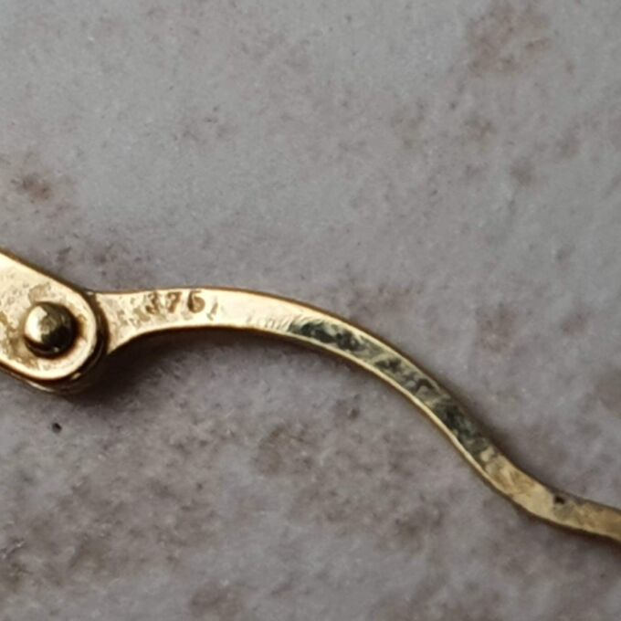 Oval Hoop Earrings in 9ct Gold