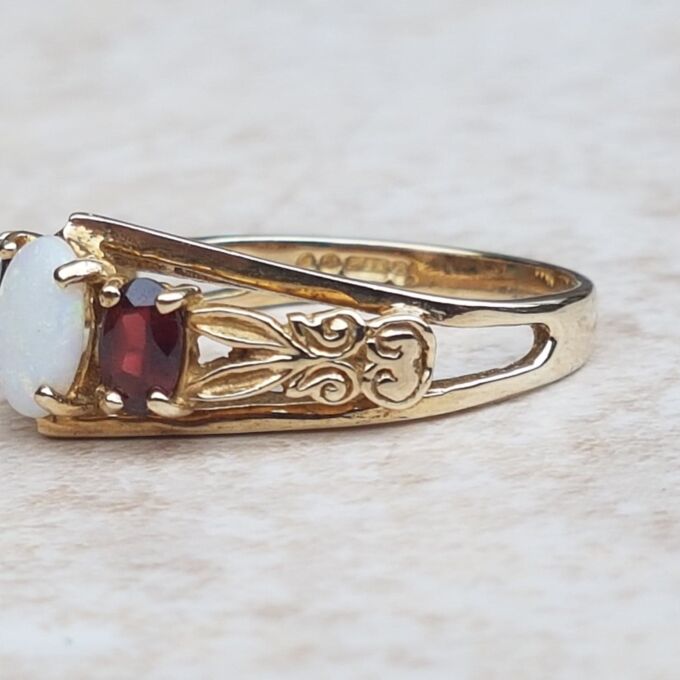 Sale – Ornate Opal and Garnet 9ct Gold Ring, a UK L 1/2 or a US 6 1/4.