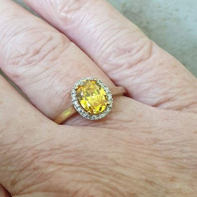 Vibrant Sunshine Yellow Paste Ring in 9ct Gold,  a UK O or a US 7 1/2.