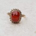 Garnet Cabochon Ring in 9ct Gold, a UK M – M 1/2 or a US 6 1/2.