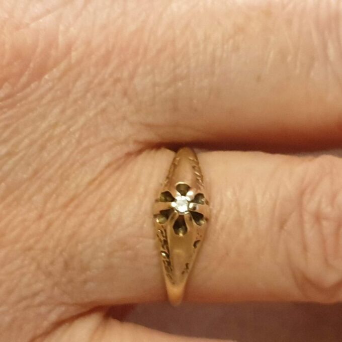 Diamond Solitaire Ring in 10K Gold,  a UK N or a US 7.