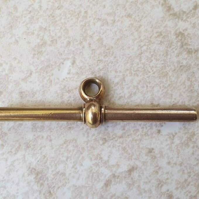 Vintage Heavy Plain T Bar Fob Pendant in 9ct Gold.