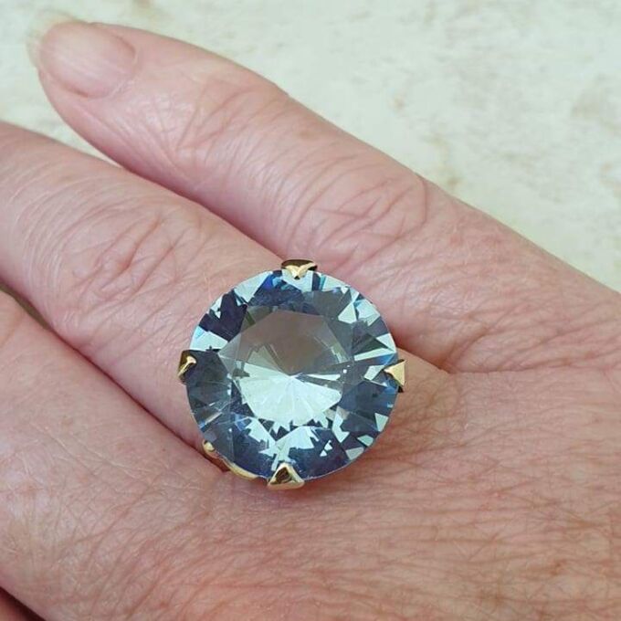 Huge Synthetic Spinel Ring in 9ct Gold.