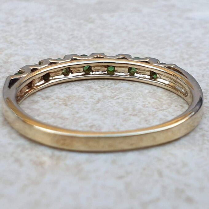 Reserved – Green Garnet Stacking Band in 9ct Gold.