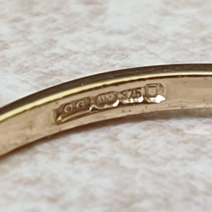 Citrine and Garnet Ring in 9ct Gold, a UK N or a US 7