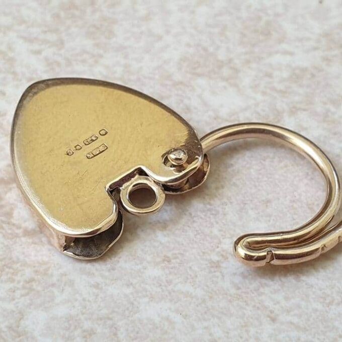 Engraved Front Fully Working Heart Padlock in 9ct Gold