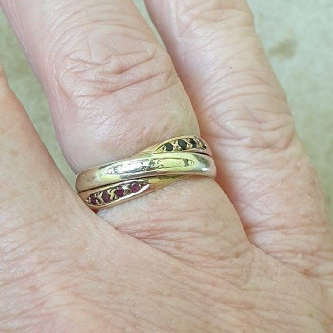 Gemset Three Colour Russian Wedding Ring in 9ct Gold.