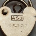 Tiny Working Heart Padlock in 9ct Gold