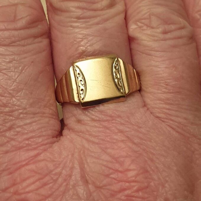 Larger Size Signet Ring in 9ct Gold.