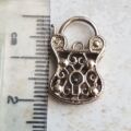 Unusual Purse or Bag Shaped Ornate Lock Padlock in 9ct Gold, not a Heart!