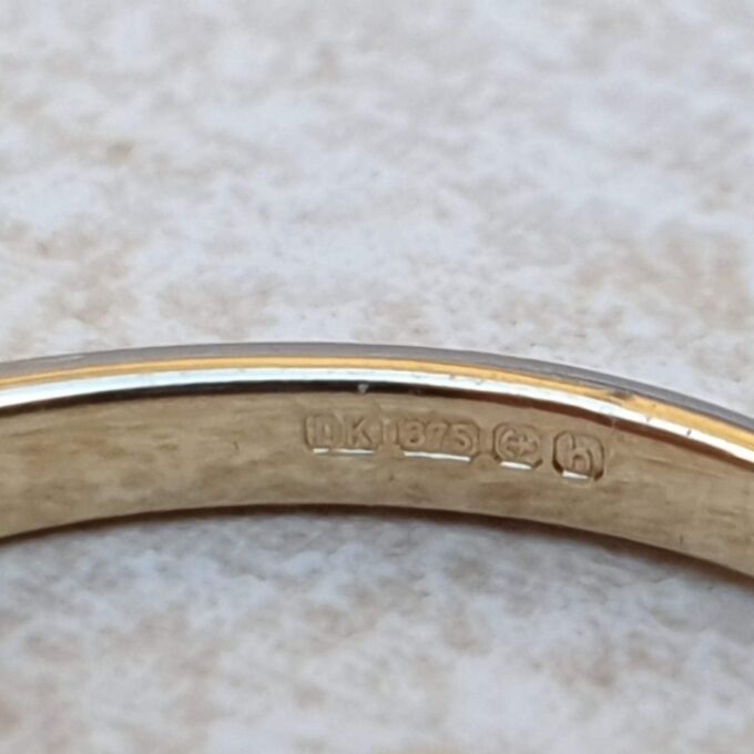 Reserved – Green Garnet Stacking Band in 9ct Gold.