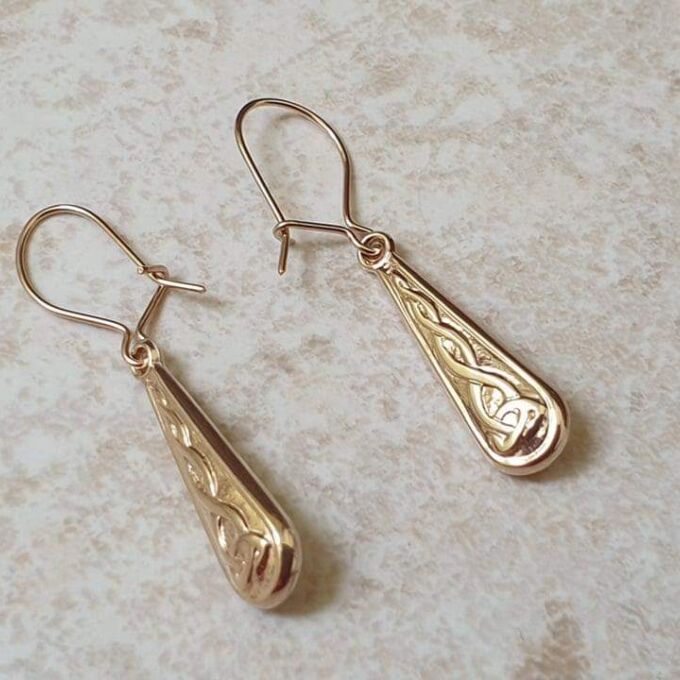 Celtic Design Drop Earrings in 9ct Gold.