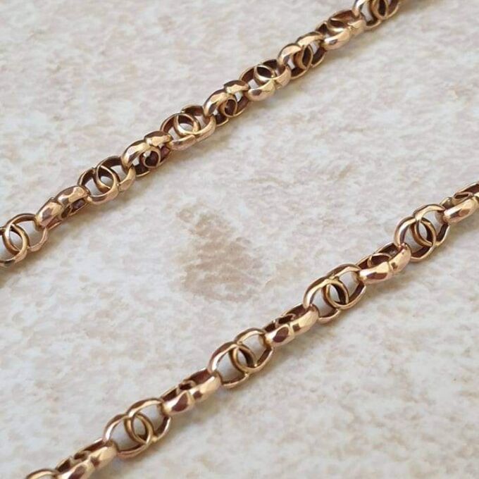 Antique Chain Necklace in 9ct gold, 18 inches.