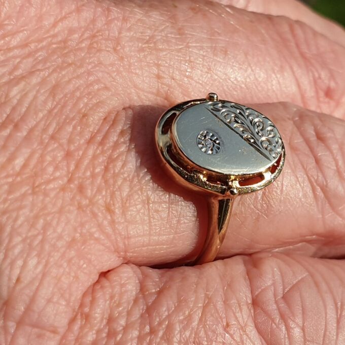 Diamond Set Engraved Signet Ring in 9ct Gold