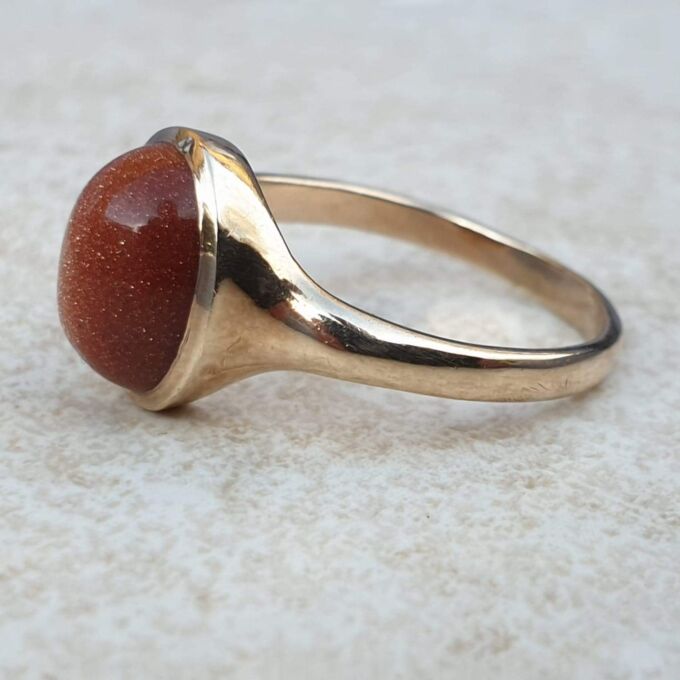 Cabochon Goldstone Signet Ring in 9ct Gold,  a UK N 1/2 or a US 7 1/4.