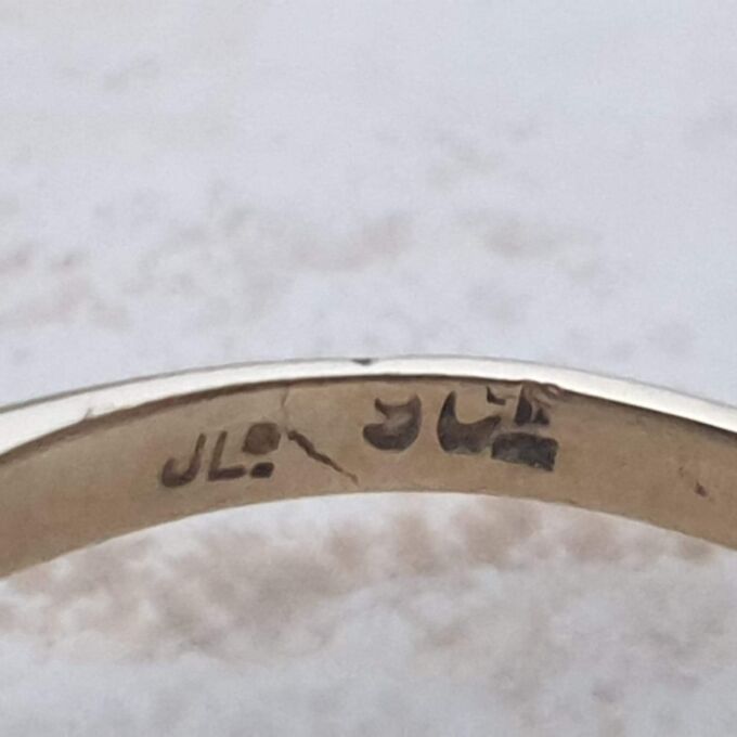 Garnet Cluster ring in 9ct Gold.