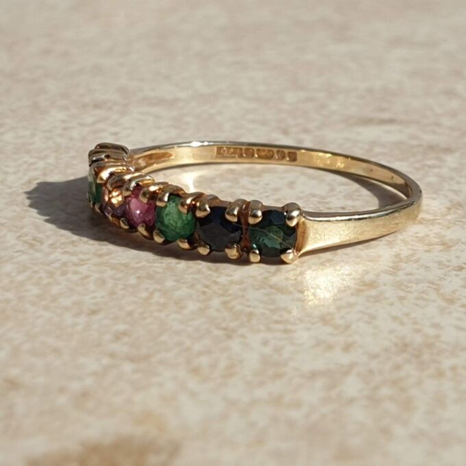 Dainty DEAREST Acrostic Stacking Ring in 9ct gold,  a UK K 1/2 or a US 6.