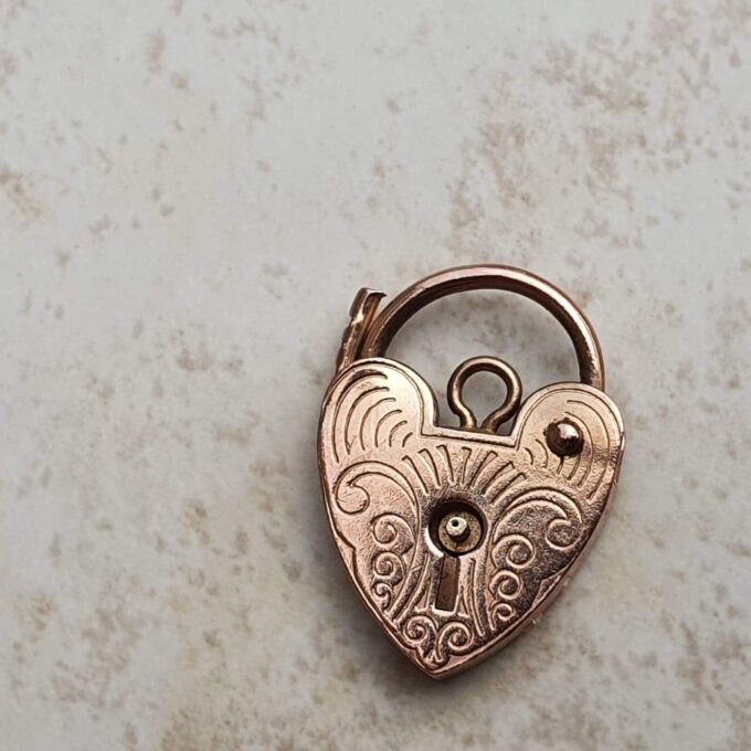 Small Engraved Working Heart Padlock in 9ct Rose Gold